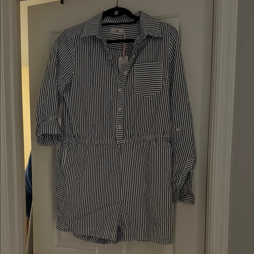 NWT Vineyard Vines Navy and White Striped Romper
